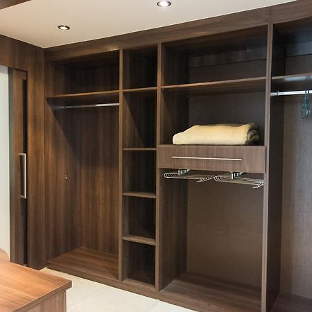 Chez Moe Otel Germiston Dış mekan fotoğraf